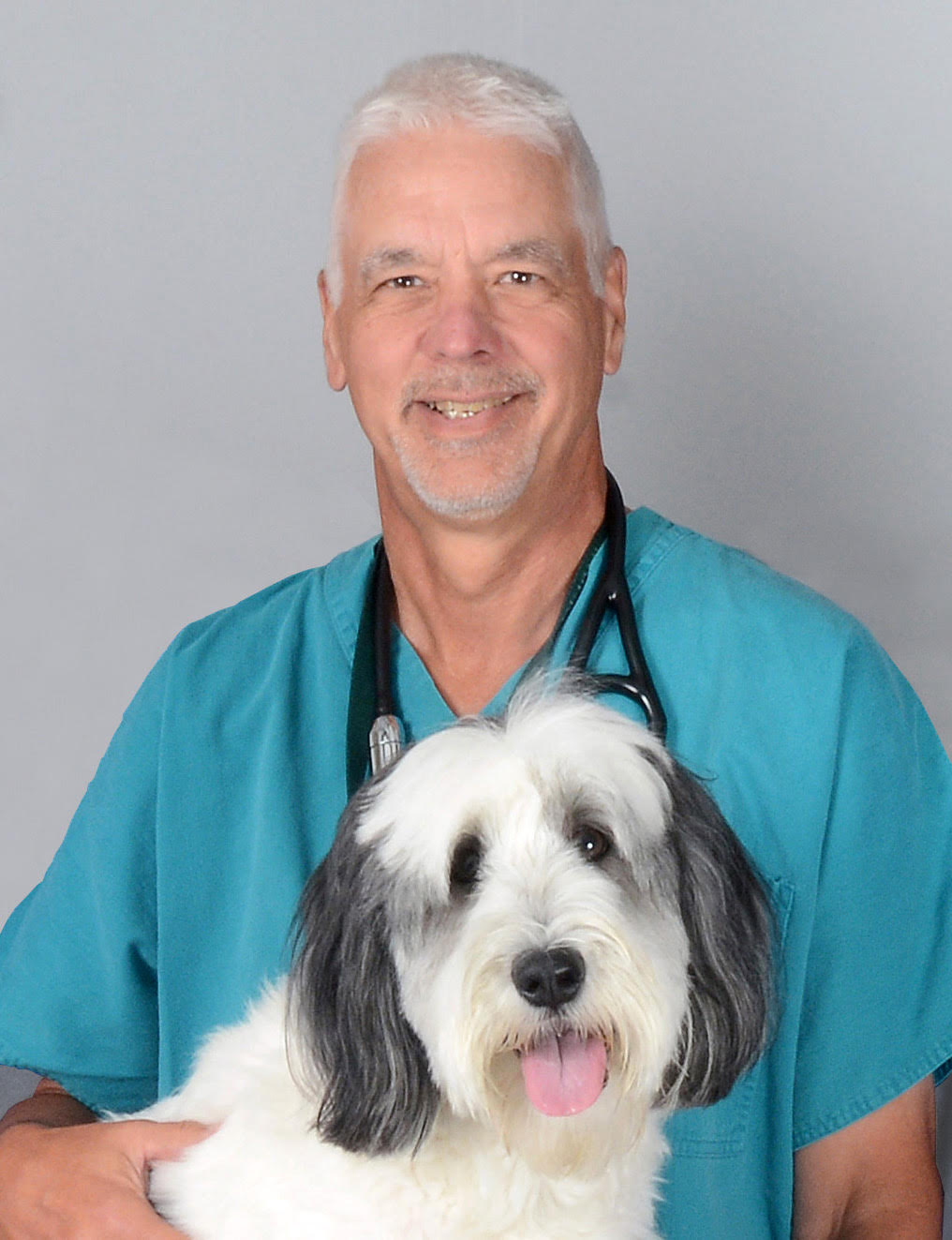 Dr. Shawn Seitz, Owner of Alpha Tech Pet  headshot